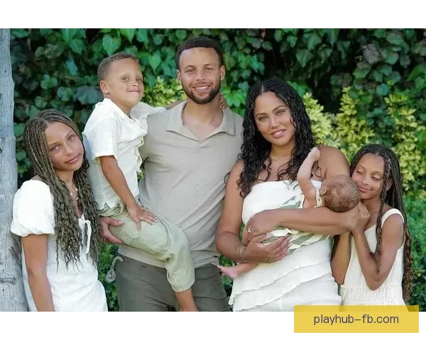 库里谈妻子阿耶莎：她那种本能冲劲激励我不断前行